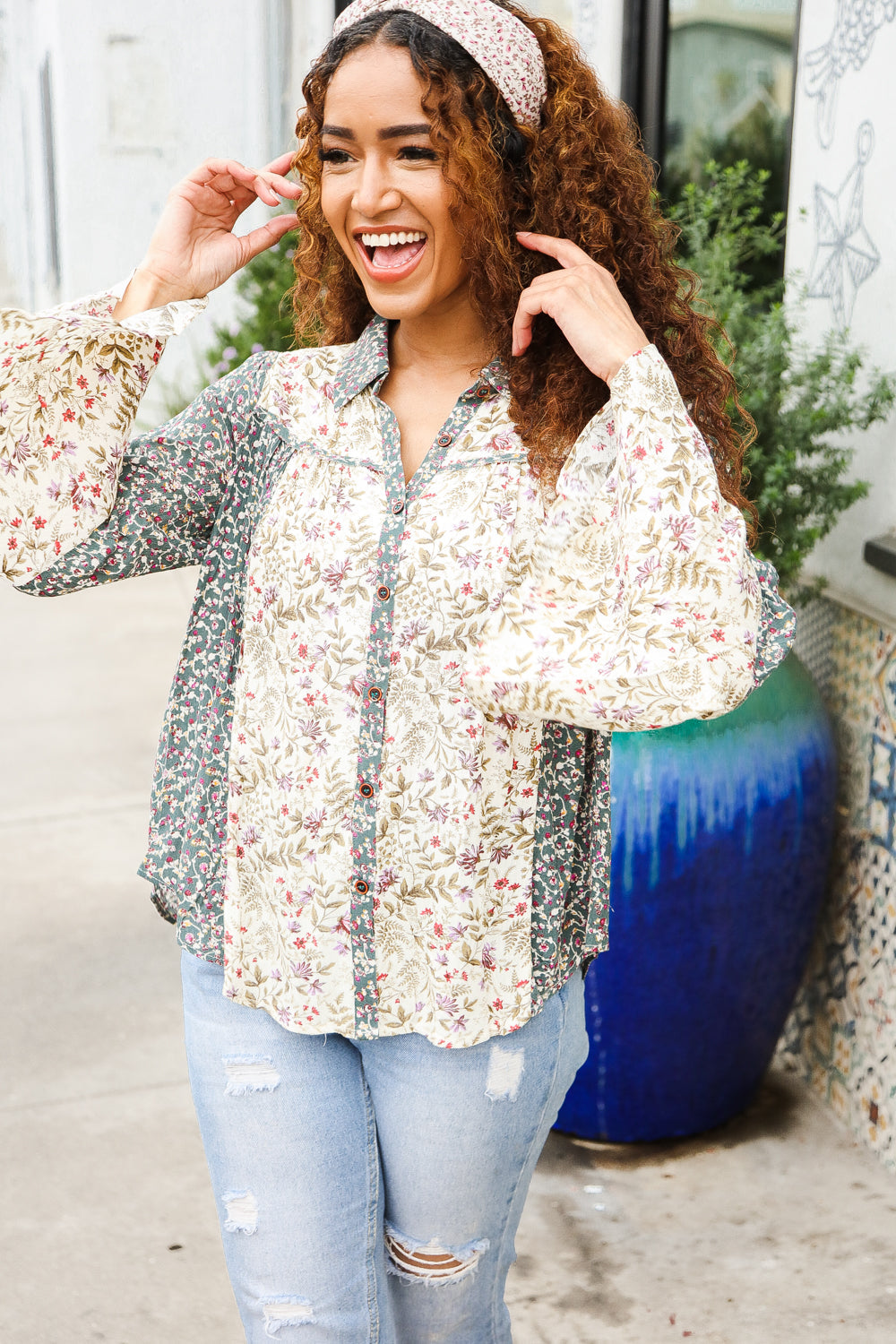 Diva Dreams Mint & Oatmeal Floral Button-Down Bell Sleeve Top